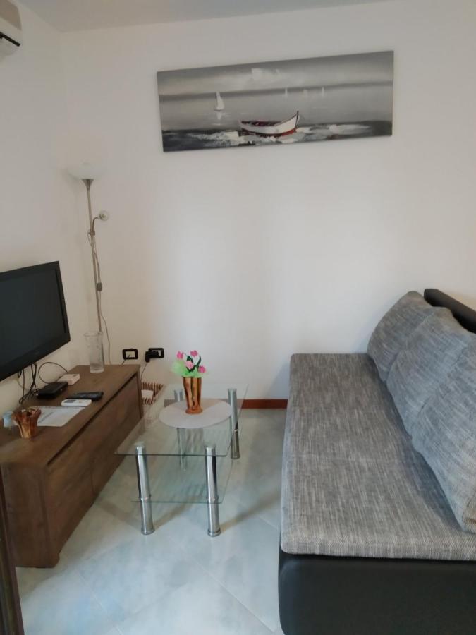 Studio Apartman Erika Лижнян Экстерьер фото