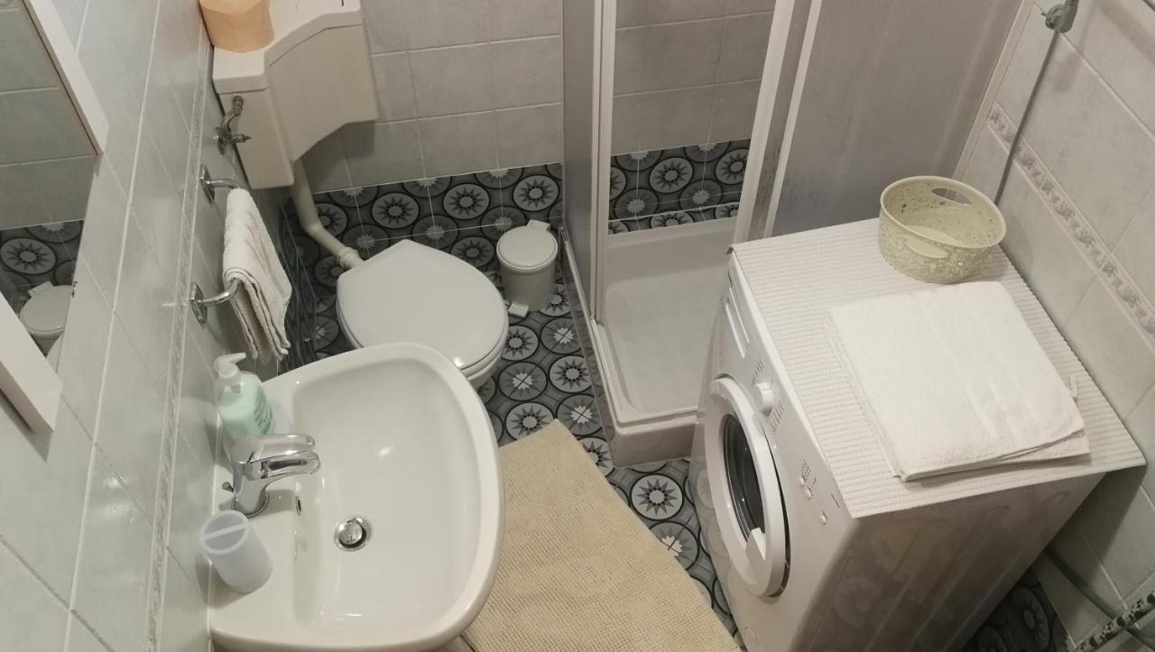 Studio Apartman Erika Лижнян Экстерьер фото